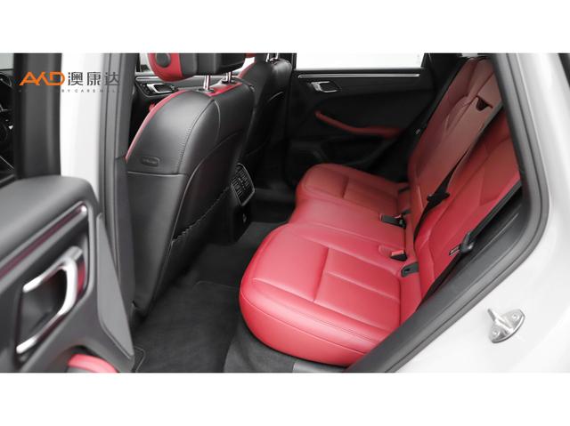 Porsche Macan 2020 Macan 2.0 T — фото 10