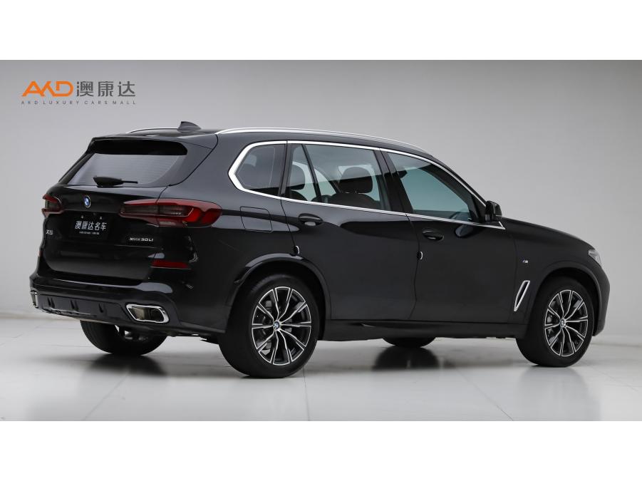 BMW X5 2022 xDrive 30Li Premium M Sport