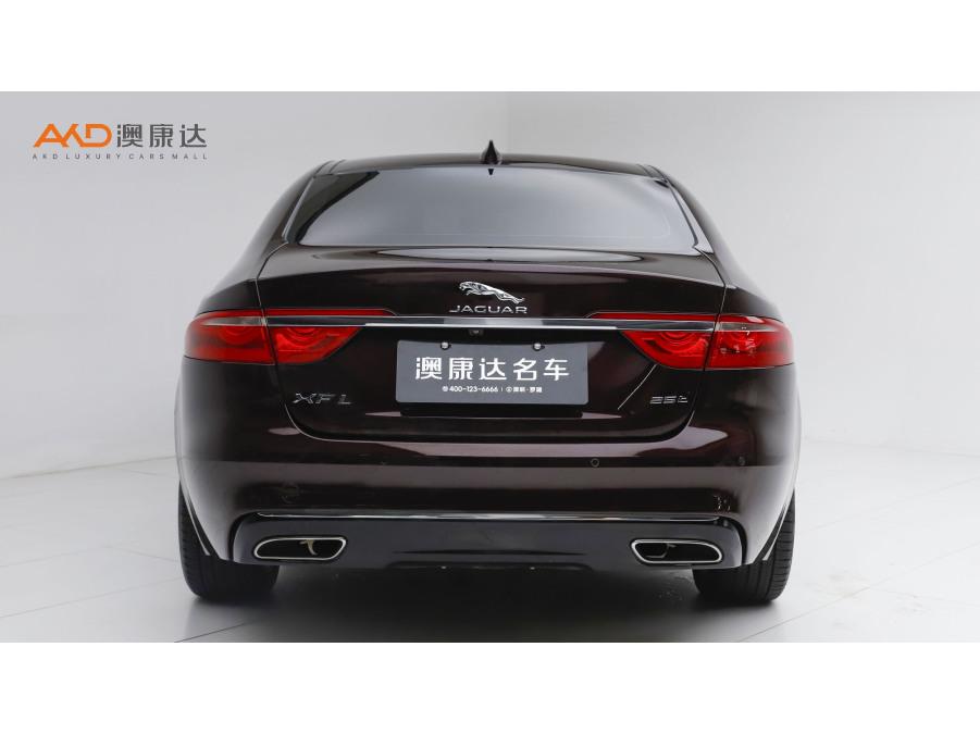 Jaguar XFL, фото 3