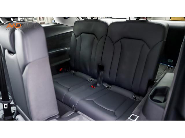 Audi Q7 2021 55 TFSI quattro S line Sport — фото 9