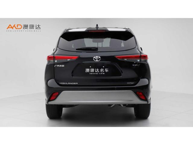 Toyota Highlander 2024 2.5 L 4 WD 7 — фото 3