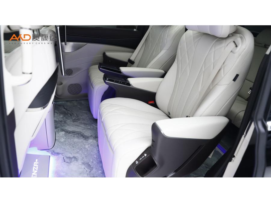 Denza D9 DM 2025 Smart Drive 1020 Flagship