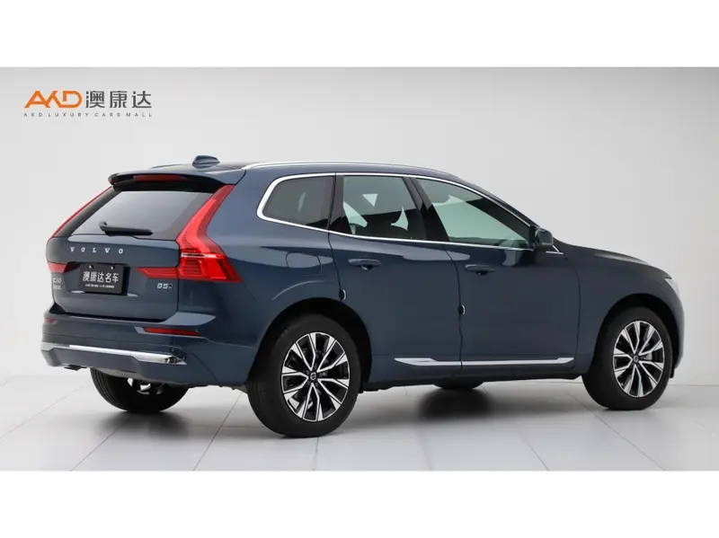Volvo XC60 — фото 4