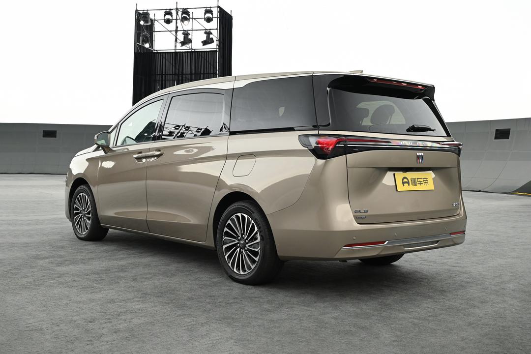 Buick GL8 PHEV 2026, фото 5