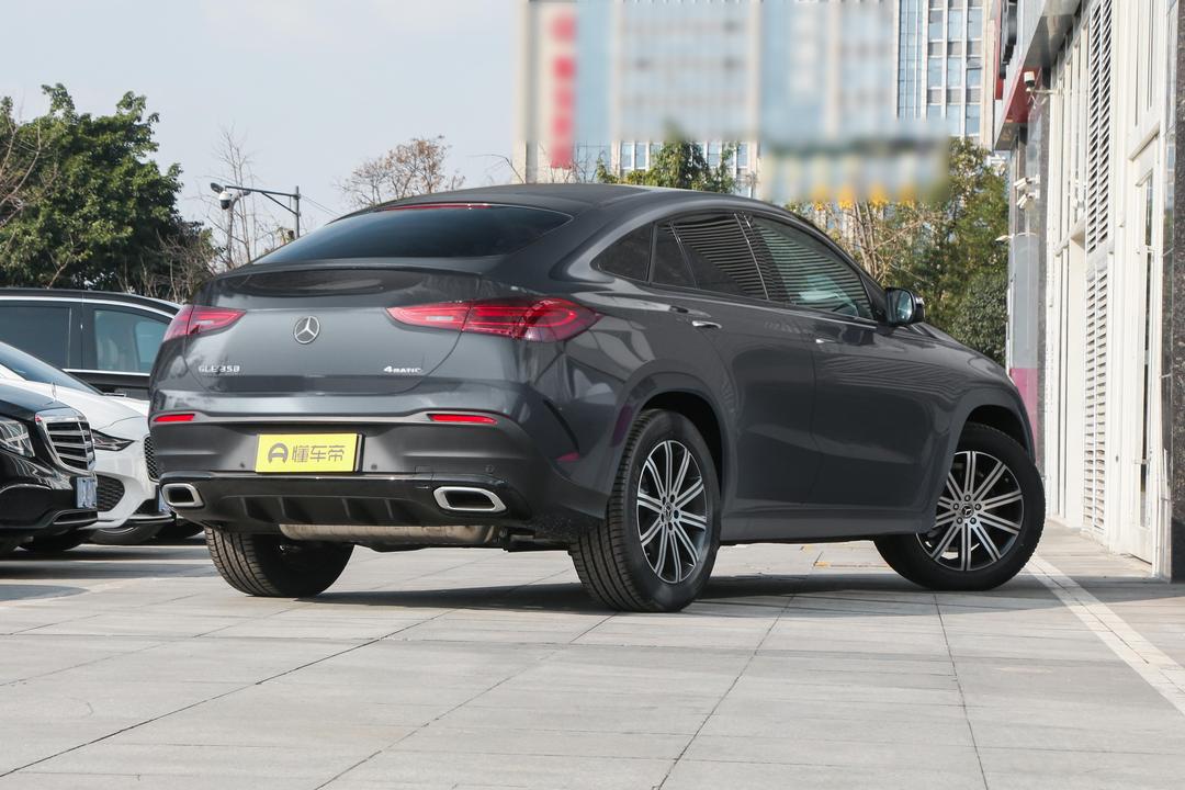 Mercedes-Benz GLE Coupe 2026, фото 7