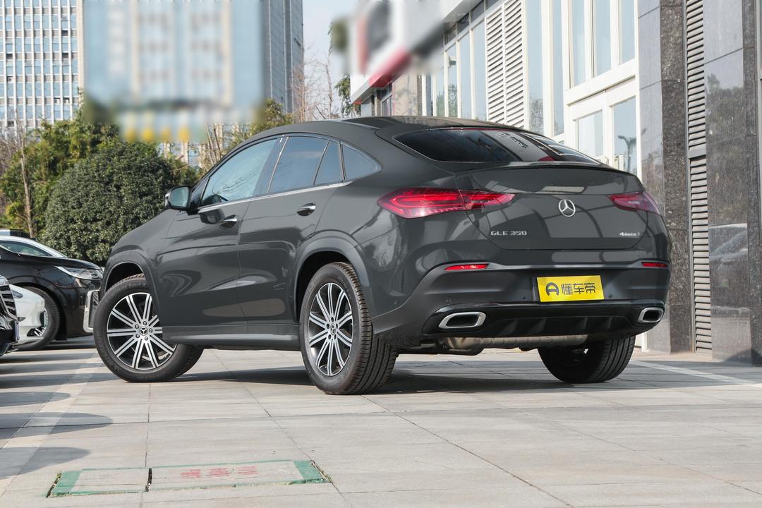 Mercedes-Benz GLE Coupe 2026, фото 5