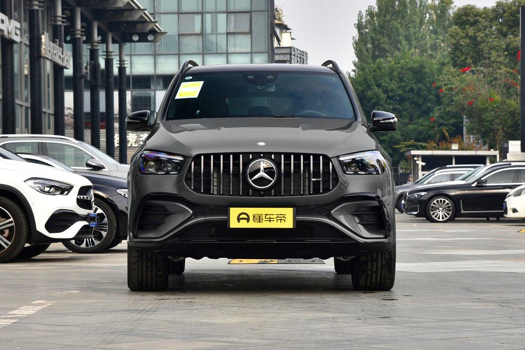 Mercedes-Benz GLE AMG 2026, фото 2