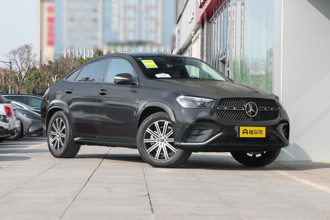 Mercedes-Benz GLE Coupe 2026, фото 3